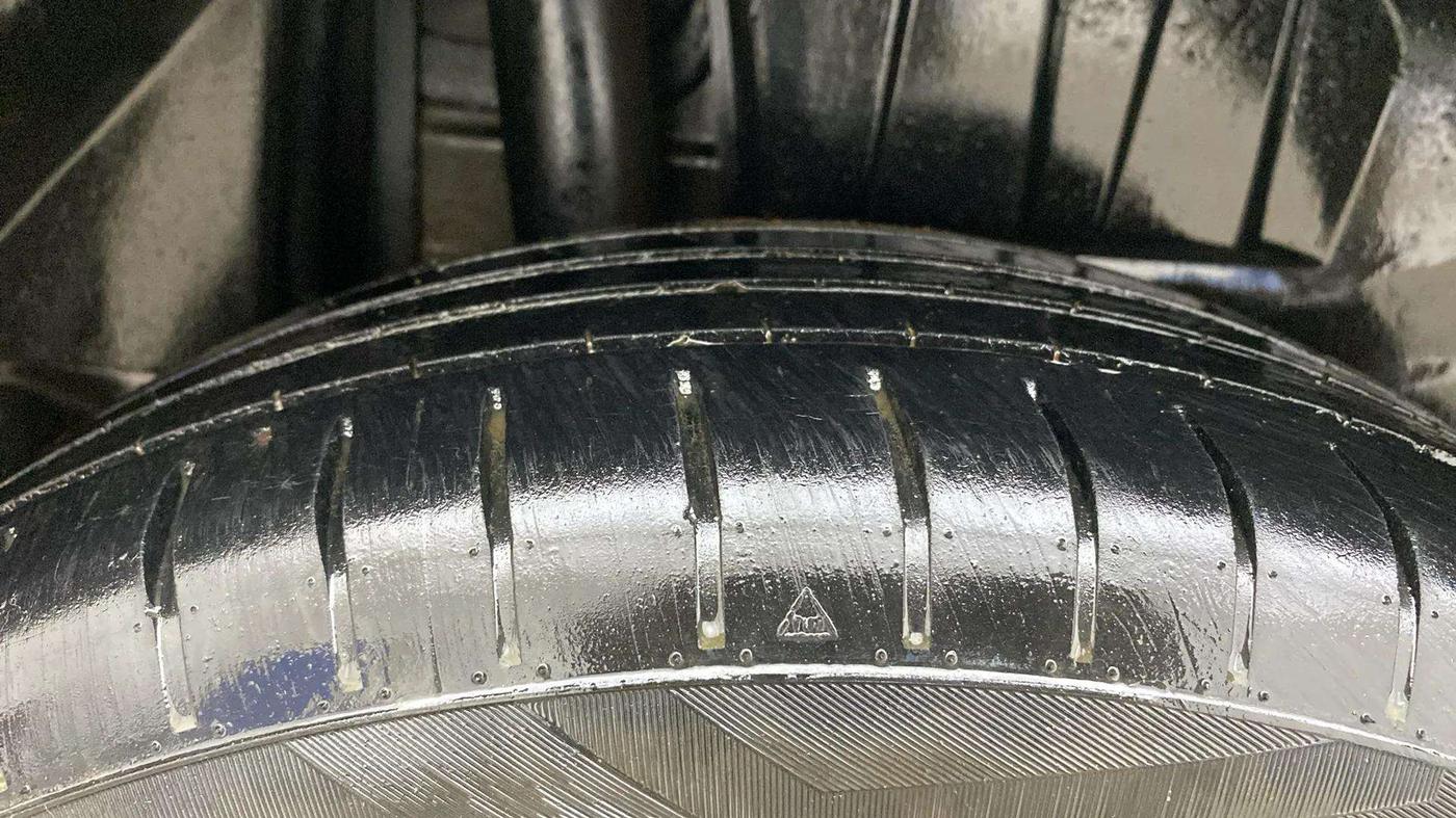 2023 Maruti Dzire ZXI, Petrol, Manual, 51,830 km, Right Rear Tyre Tread