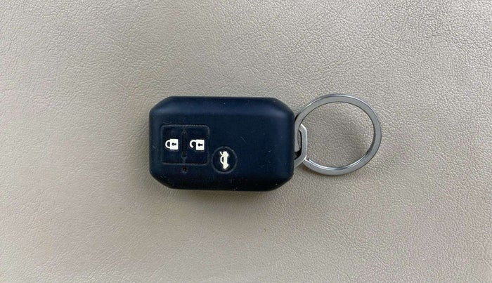 2023 Maruti Dzire ZXI, Petrol, Manual, 51,356 km, Key Close Up