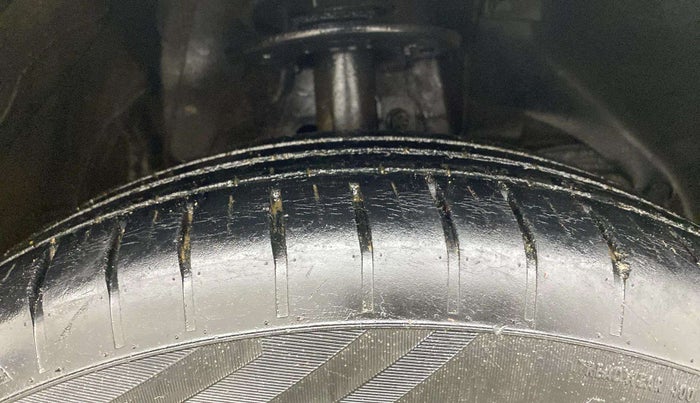 2023 Maruti Dzire ZXI, Petrol, Manual, 51,356 km, Right Front Tyre Tread