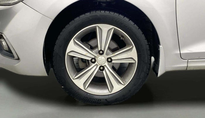 2018 Hyundai Verna 1.6 VTVT SX O, Petrol, Manual, 66,291 km, Left Front Wheel