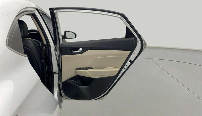 2018 Hyundai Verna 1.6 VTVT SX O, Petrol, Manual, 66,291 km, RHS Rear Door