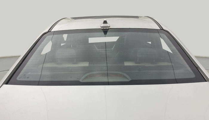 2018 Hyundai Verna 1.6 VTVT SX O, Petrol, Manual, 66,291 km, Rear Windshield