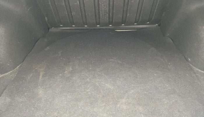 2018 Hyundai Verna 1.6 VTVT SX O, Petrol, Manual, 66,291 km, Boot Inside