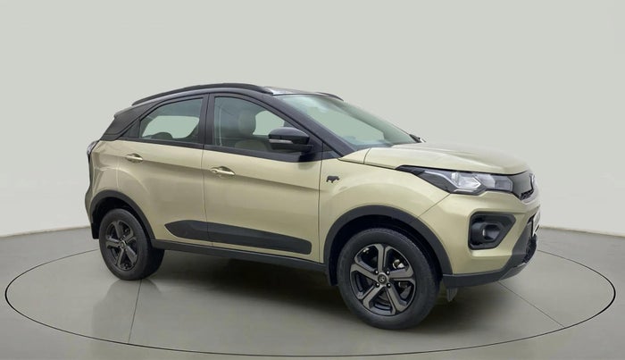 2022 Tata NEXON XZA PLUS (PREMIUM) KAZIRANGA PETROL, Petrol, Automatic, 27,027 km, Right Front Diagonal
