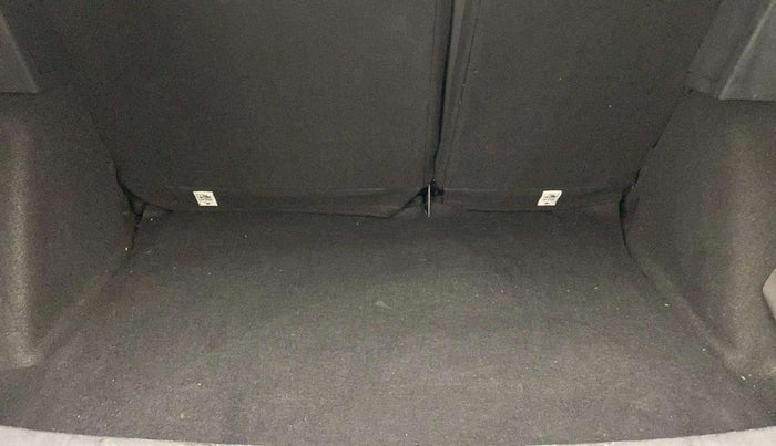2022 Tata NEXON XZA PLUS (PREMIUM) KAZIRANGA PETROL, Petrol, Automatic, 27,027 km, Boot Inside