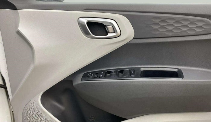 2021 Hyundai GRAND I10 NIOS SPORTZ AMT 1.2 KAPPA VTVT, Petrol, Automatic, 32,318 km, Driver Side Door Panels Control