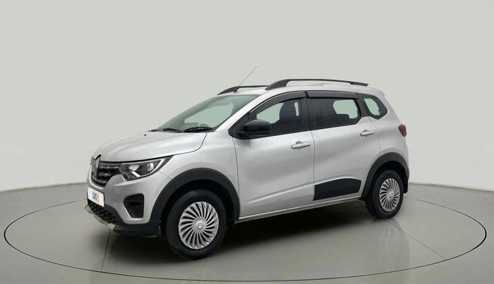 2022 Renault TRIBER RXT, Petrol, Manual, 59,478 km, Left Front Diagonal