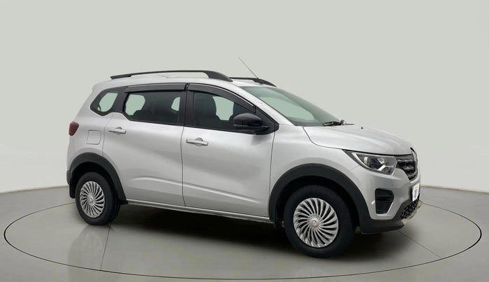 2022 Renault TRIBER RXT, Petrol, Manual, 59,478 km, Right Front Diagonal