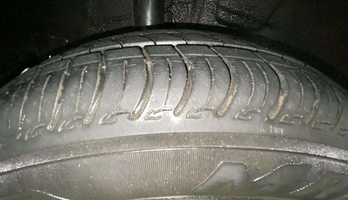 2020 Maruti S PRESSO VXI (O), Petrol, Manual, 9,936 km, Right Rear Tyre Tread