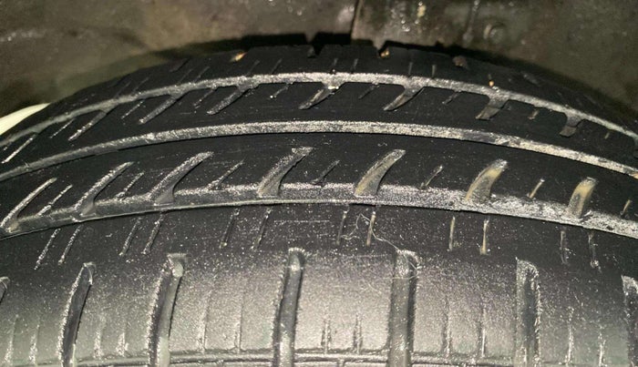 2017 Maruti Wagon R 1.0 VXI AMT, Petrol, Automatic, 45,535 km, Left Front Tyre Tread