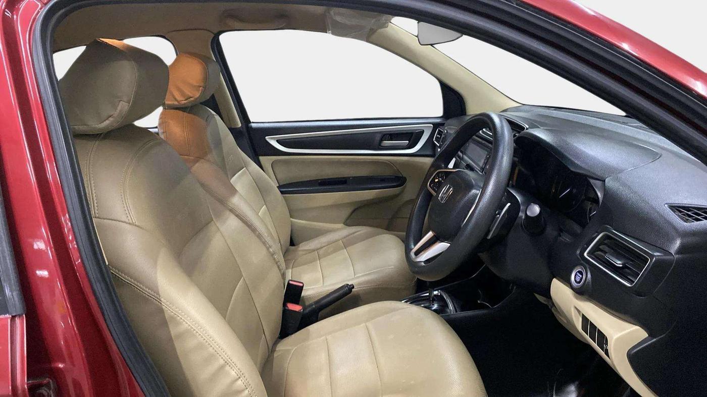 2022 Honda Amaze 1.2L I-VTEC VX CVT, Petrol, Automatic, 13,419 km, Right Side Front Door Cabin