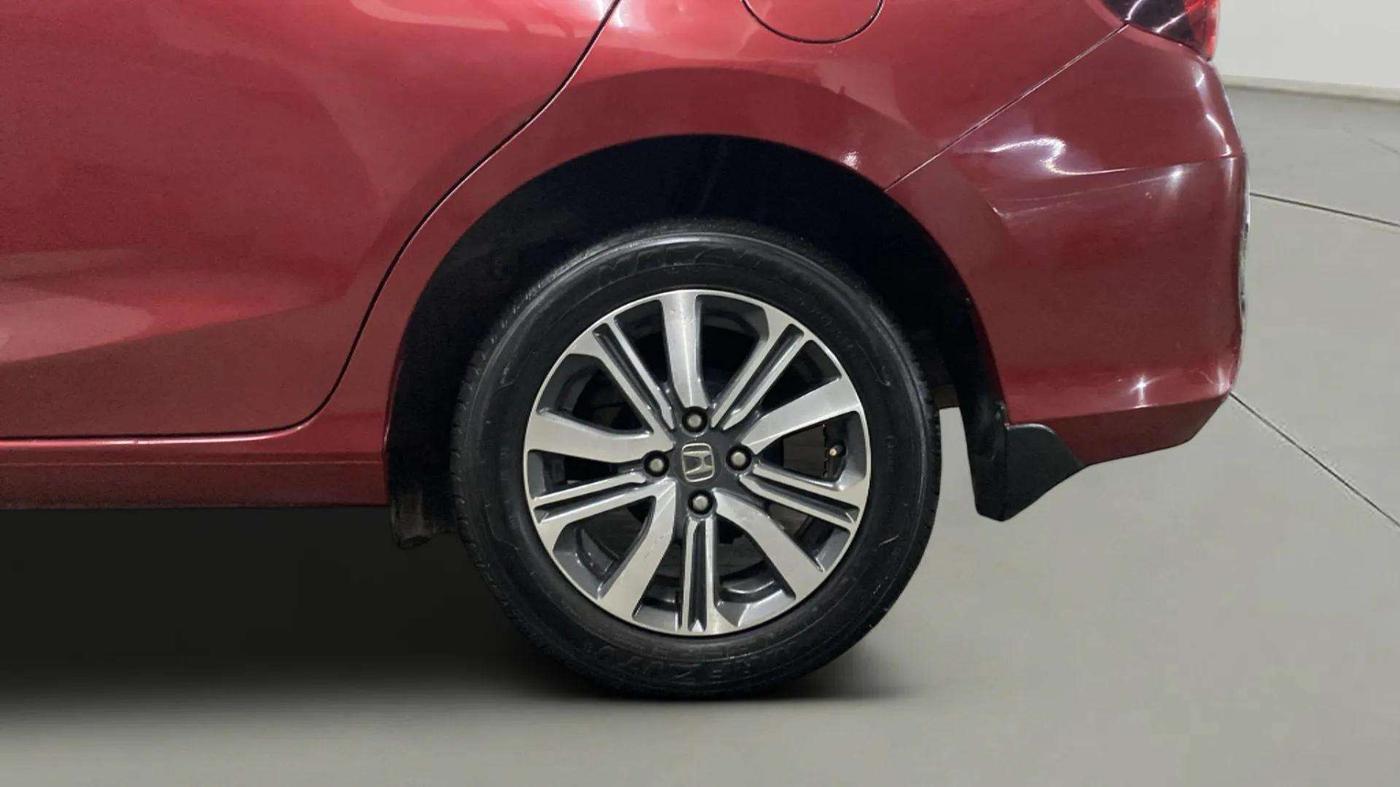 2022 Honda Amaze 1.2L I-VTEC VX CVT, Petrol, Automatic, 13,419 km, Left Rear Wheel