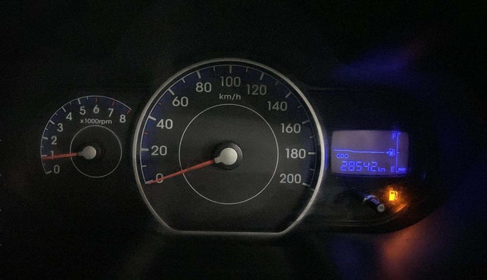 2014 Hyundai i10 MAGNA 1.1, Petrol, Manual, 28,531 km, Odometer Image