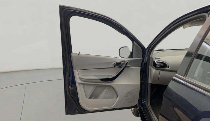 2022 Tata TIGOR XZ CNG, CNG, Manual, 61,943 km, LHS Front Door