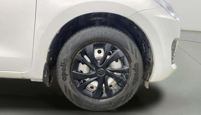 2018 Maruti Swift LXI, Petrol, Manual, 64,201 km, Right Front Wheel