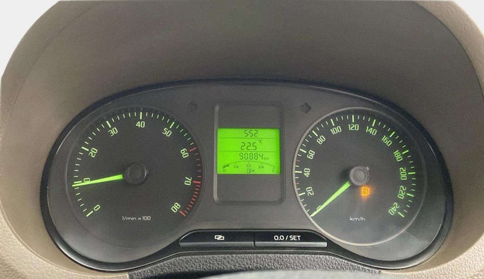 2013 Skoda Rapid 1.6 MPI ACTIVE, Petrol, Manual, 90,860 km, Odometer Image