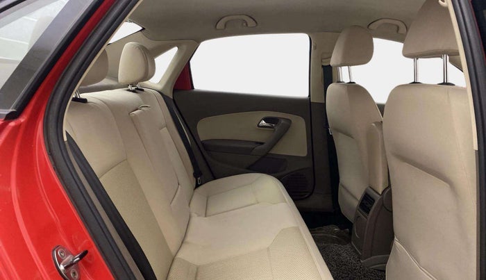 2013 Skoda Rapid 1.6 MPI ACTIVE, Petrol, Manual, 90,860 km, Right Side Rear Door Cabin