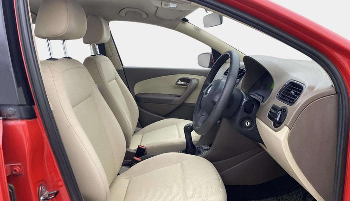 2013 Skoda Rapid 1.6 MPI ACTIVE, Petrol, Manual, 90,860 km, Right Side Front Door Cabin