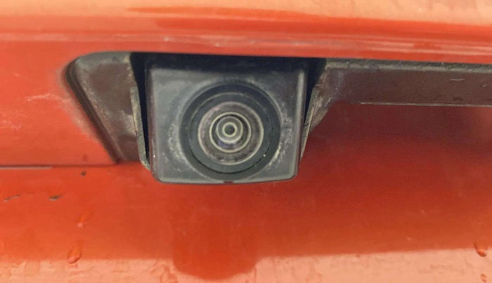2019 Mahindra XUV300 W8 1.5 DIESEL, Diesel, Manual, 45,119 km, Parking Camera