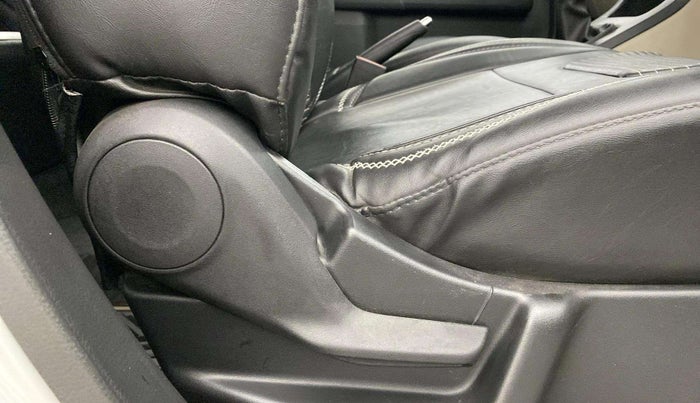 2023 Maruti New Wagon-R VXI 1.0, Petrol, Manual, 29,358 km, Driver Side Adjustment Panel