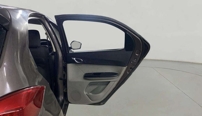 2018 Tata Tiago XZ PETROL, Petrol, Manual, 67,350 km, RHS Rear Door