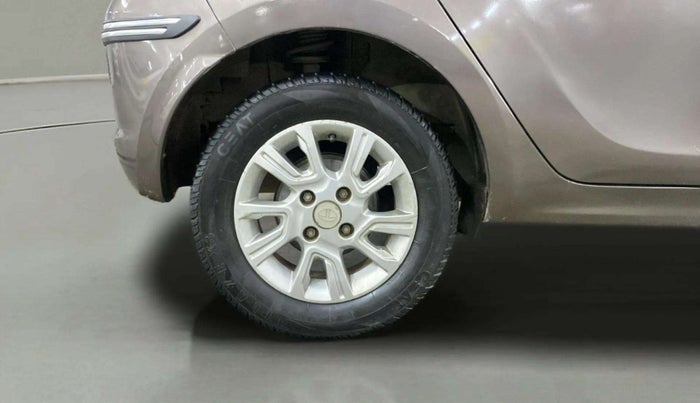 2018 Tata Tiago XZ PETROL, Petrol, Manual, 67,350 km, Right Rear Wheel