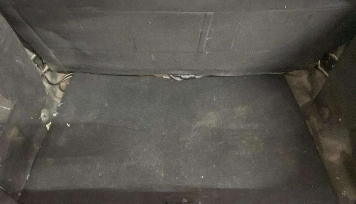 2018 Tata Tiago XZ PETROL, Petrol, Manual, 67,350 km, Boot Inside