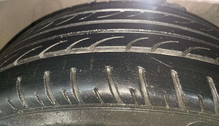 2018 Tata Tiago XZ PETROL, Petrol, Manual, 67,350 km, Left Front Tyre Tread