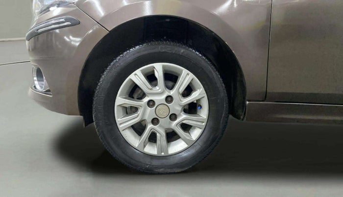 2018 Tata Tiago XZ PETROL, Petrol, Manual, 67,350 km, Left Front Wheel