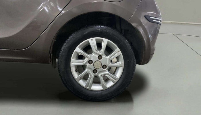 2018 Tata Tiago XZ PETROL, Petrol, Manual, 67,350 km, Left Rear Wheel