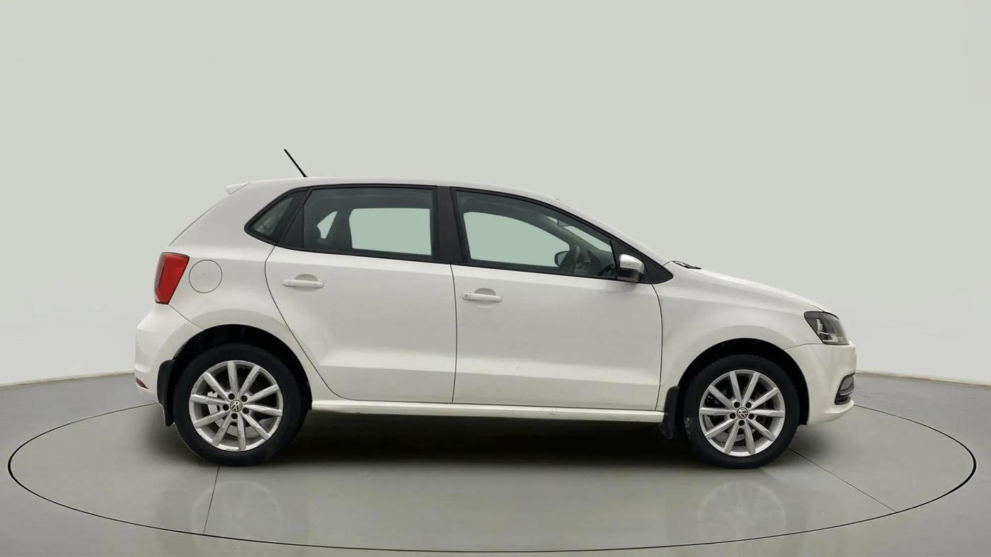 2018 Volkswagen Polo HIGHLINE PLUS 1.0 16 ALLOY, CNG, Manual, 43,183 km, Right Side View