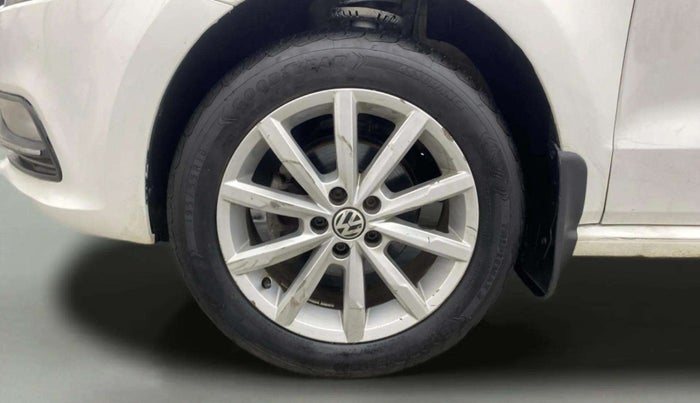 2018 Volkswagen Polo HIGHLINE PLUS 1.0 16 ALLOY, CNG, Manual, 43,183 km, Left Front Wheel