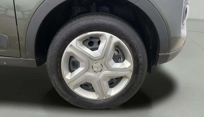2023 Tata NEXON XM SUNROOF PETROL, Petrol, Manual, 12,956 km, Right Front Wheel