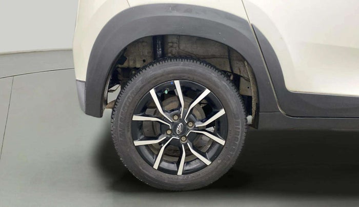 2018 Mahindra KUV 100 NXT K8 P 6 STR, Petrol, Manual, 31,210 km, Right Rear Wheel
