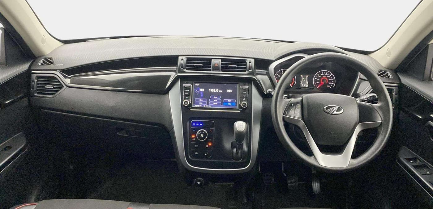 2018 Mahindra KUV 100 NXT K8 P 6 STR, Petrol, Manual, 31,210 km, Dashboard
