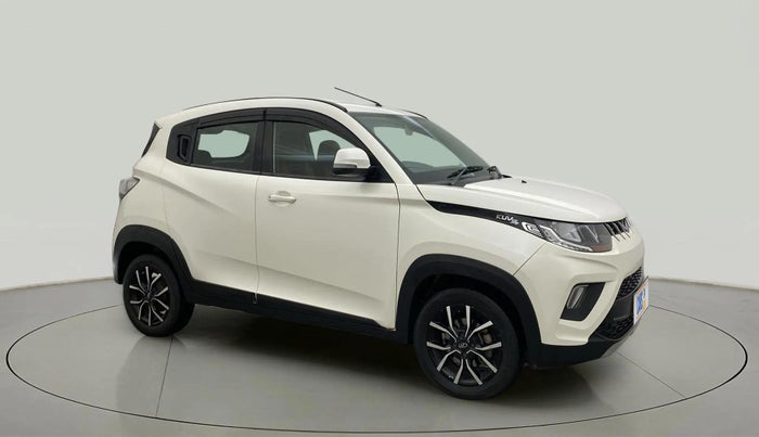 2018 Mahindra KUV 100 NXT K8 P 6 STR, Petrol, Manual, 31,210 km, Right Front Diagonal