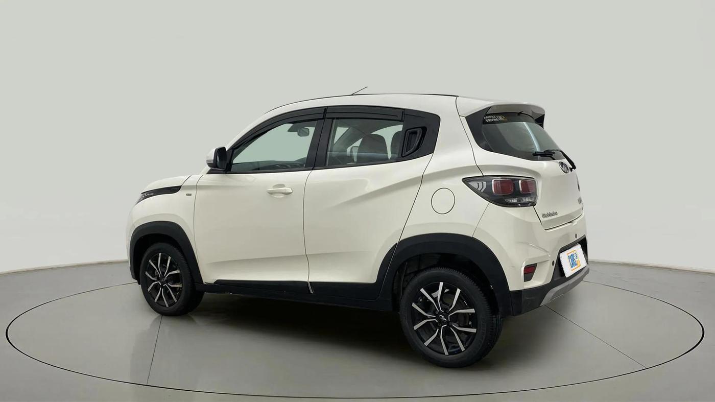 2018 Mahindra KUV 100 NXT K8 P 6 STR, Petrol, Manual, 31,210 km, Left Back Diagonal