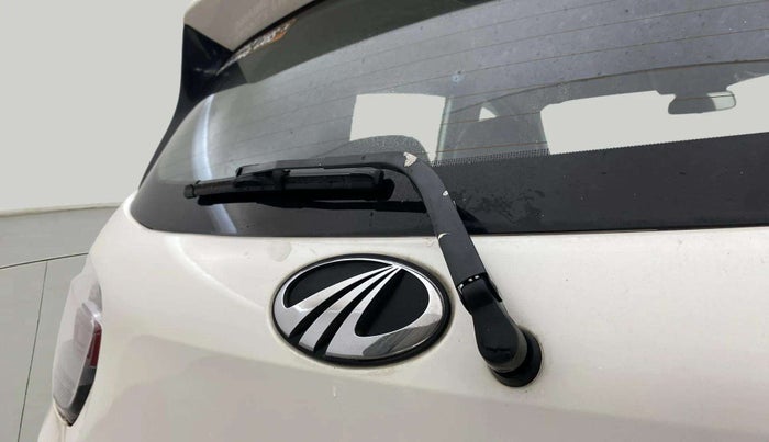 2018 Mahindra KUV 100 NXT K8 P 6 STR, Petrol, Manual, 31,210 km, Rear Wiper