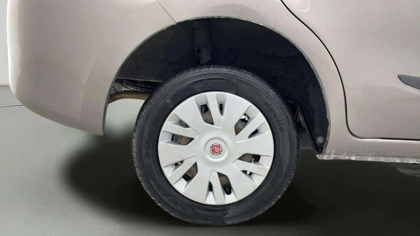 2018 Datsun Go Plus T, Petrol, Manual, 12,396 km, Right Rear Wheel