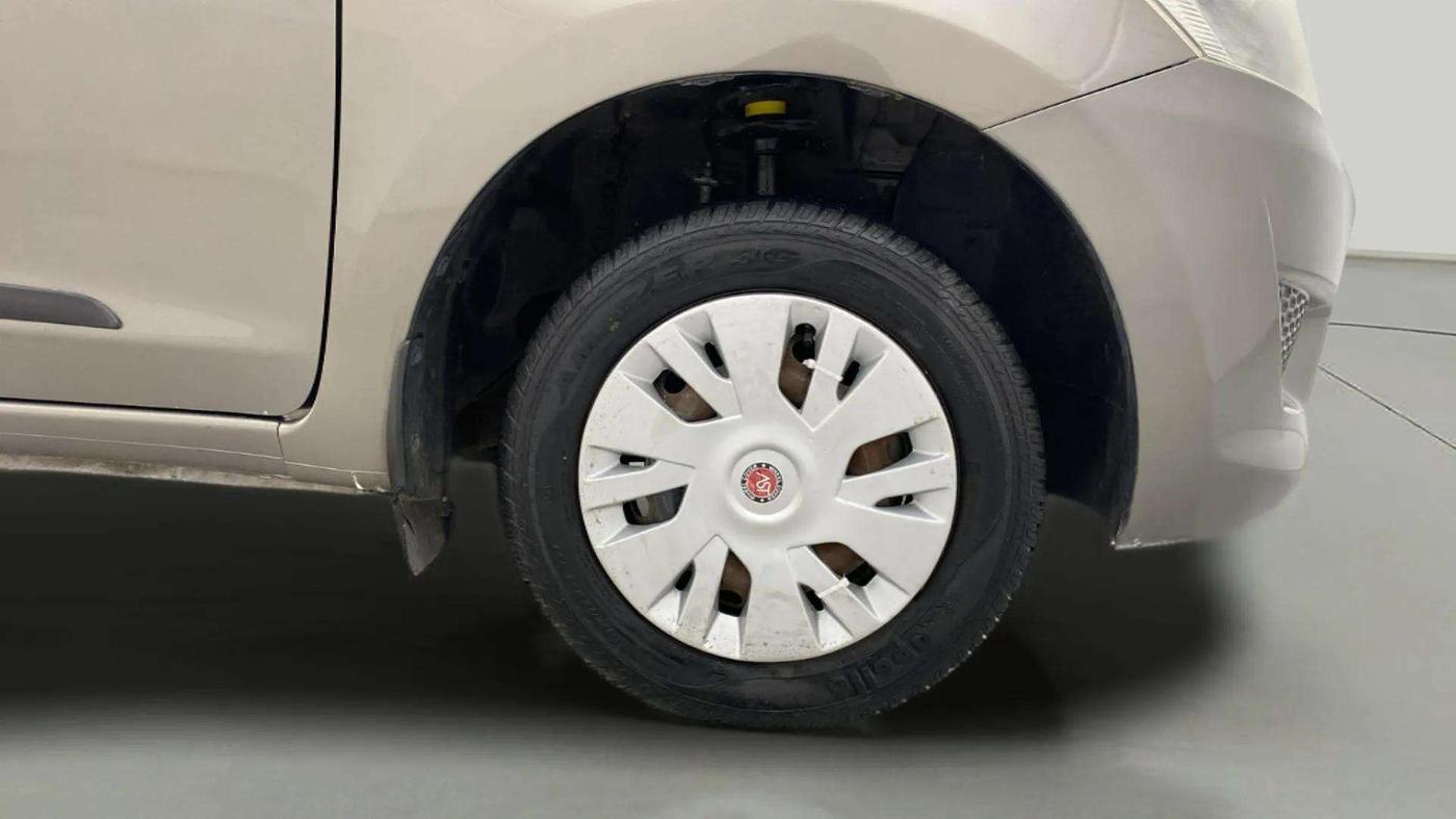 2018 Datsun Go Plus T, Petrol, Manual, 12,396 km, Right Front Wheel