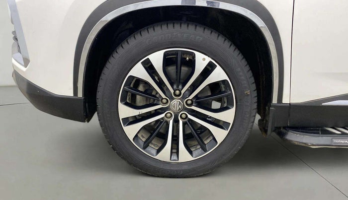 2021 MG HECTOR SHARP 1.5 PETROL CVT, Petrol, Automatic, 62,000 km, Left Front Wheel