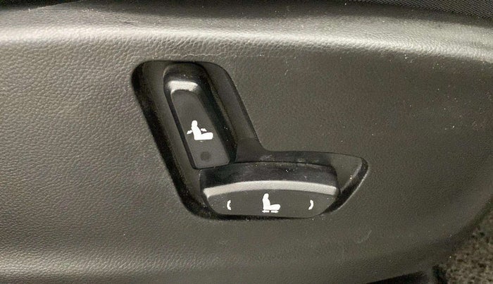 2021 MG HECTOR SHARP 1.5 PETROL CVT, Petrol, Automatic, 62,000 km, Driver Side Adjustment Panel