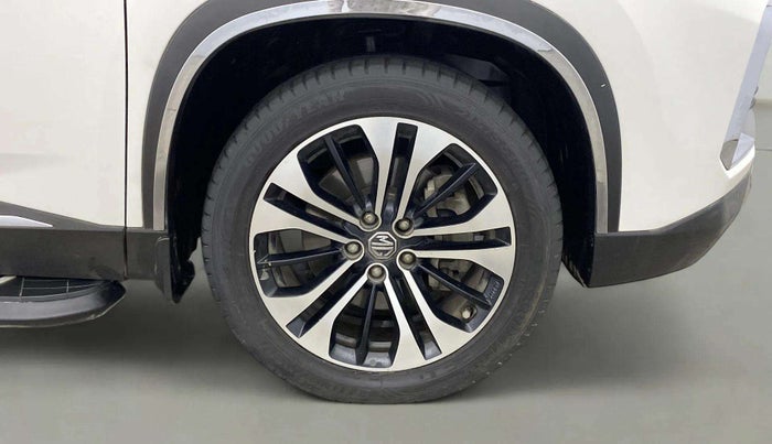 2021 MG HECTOR SHARP 1.5 PETROL CVT, Petrol, Automatic, 62,000 km, Right Front Wheel