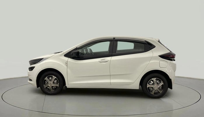 2020 Tata ALTROZ XE PETROL, CNG, Manual, 75,236 km, Left Side