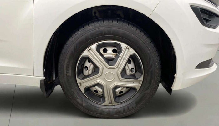 2020 Tata ALTROZ XE PETROL, CNG, Manual, 75,236 km, Right Front Wheel