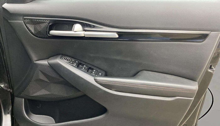2019 KIA SELTOS GTX AT 1.4 PETROL, Petrol, Automatic, 67,536 km, Driver Side Door Panels Control