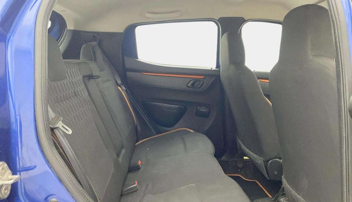 2019 Renault Kwid CLIMBER 1.0, Petrol, Manual, 58,920 km, Right Side Rear Door Cabin