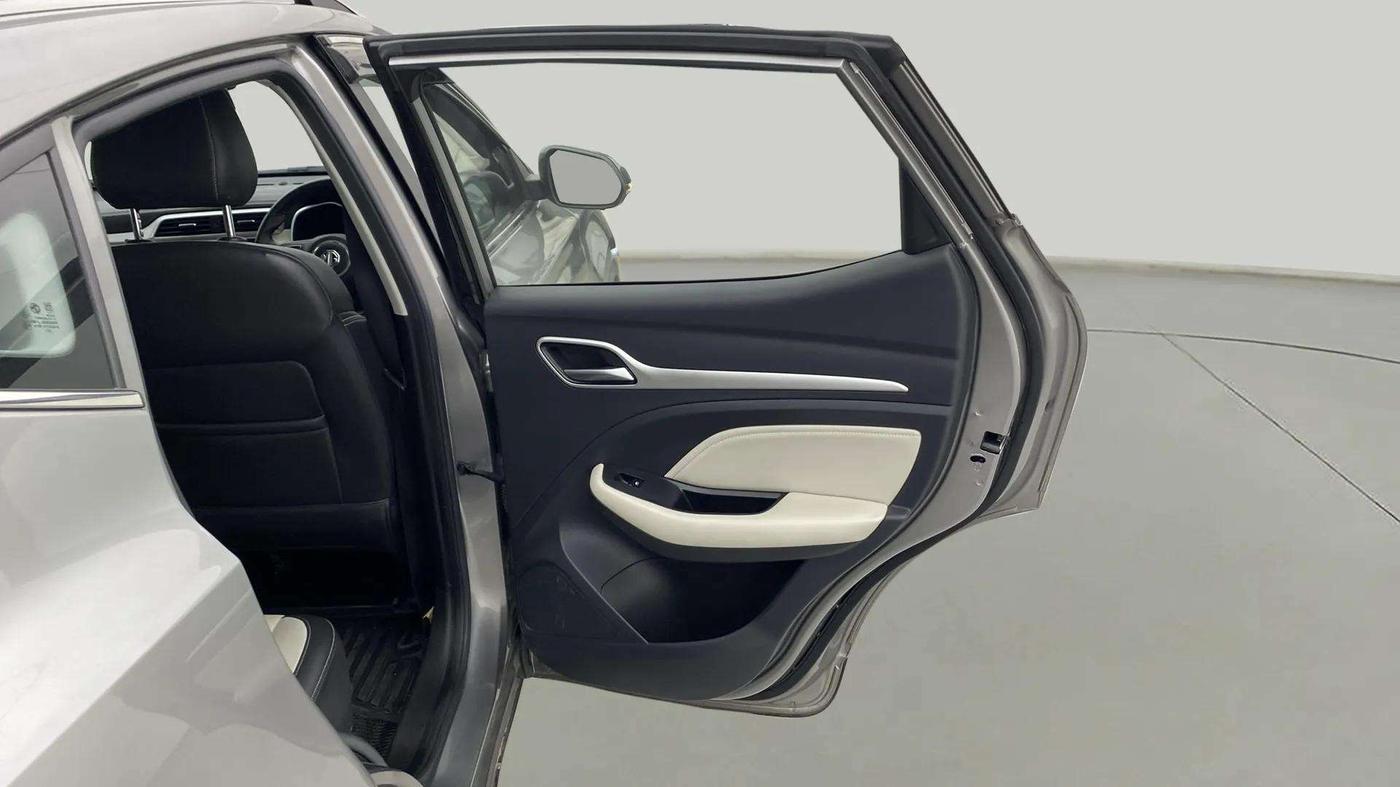 2022 MG ASTOR SAVVY 1.5 CVT, Petrol, Automatic, 36,626 km, RHS Rear Door