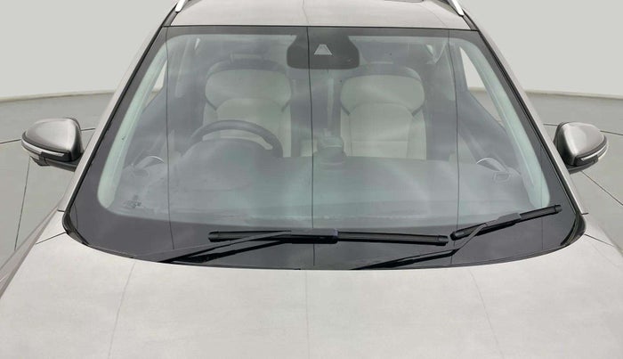 2022 MG ASTOR SAVVY 1.5 CVT, Petrol, Automatic, 36,526 km, Front Windshield