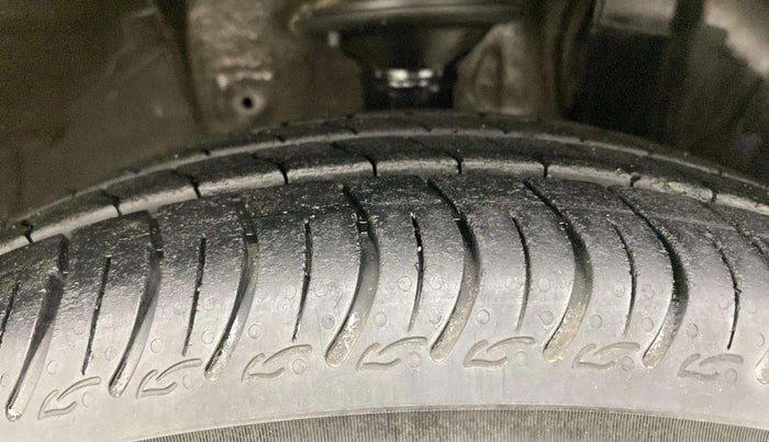 2023 Maruti New Wagon-R ZXI 1.2 AMT, Petrol, Automatic, 19,791 km, Right Front Tyre Tread